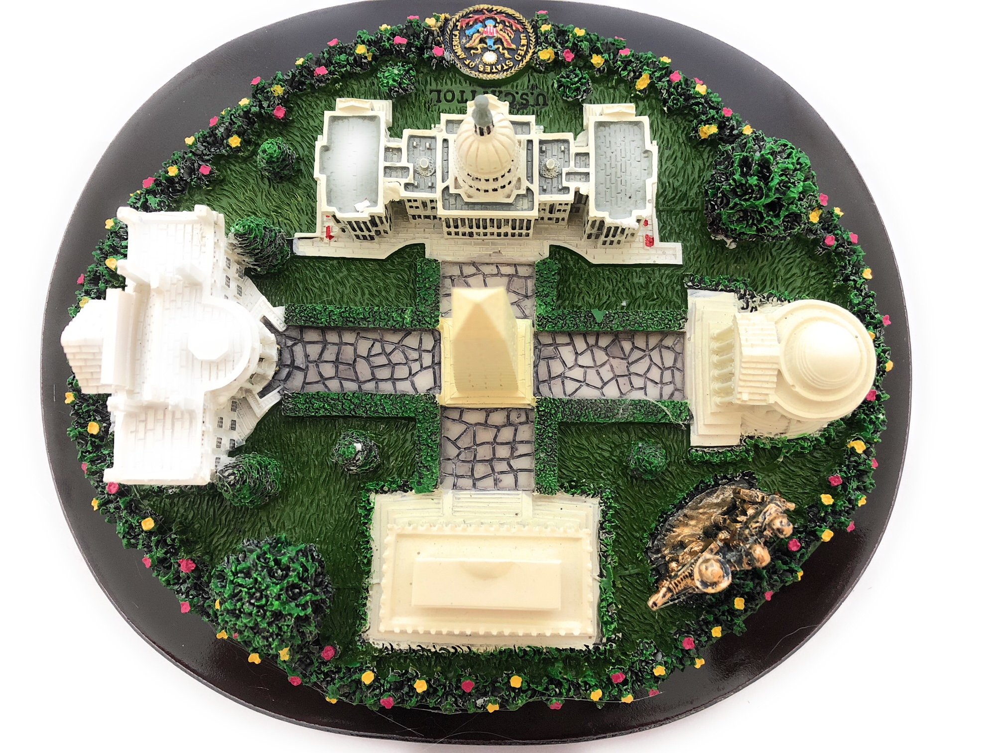 Amazon.co.jp: Oval Washington, D.C. Monuments Desk Statue - 20cm